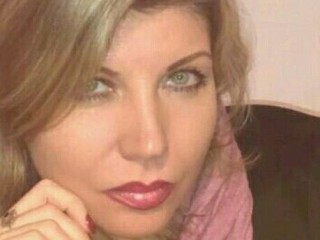 YOUR1DREAMM webcam girl as a performer. Gallery photo 1.