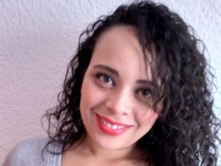 fernandarossi webcam girl as a performer. Gallery photo 4.