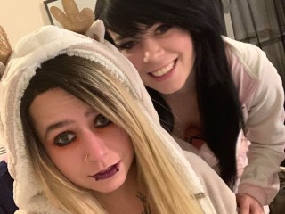 EllxAshley