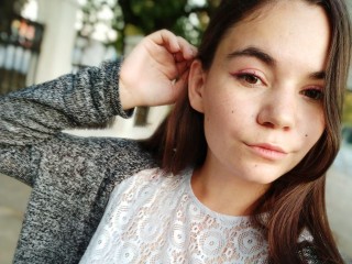 Annabel_Natural771