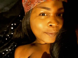 MistressFrankieFoster