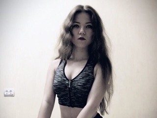 Luna_Hot18