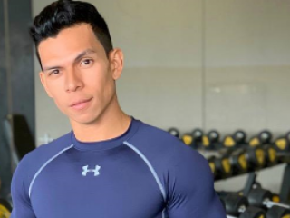 Alexxstrong