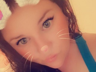 QueenofHeartzz webcam girl as a performer. Gallery photo 2.