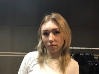 Chloe_Mortz