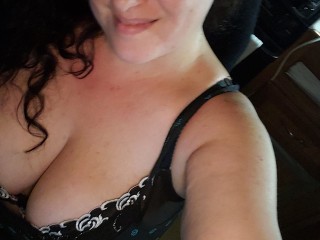 MissBax webcam girl as a performer. Gallery photo 6.