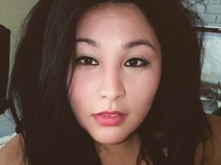 IveyMoon webcam girl as a performer. Gallery photo 2.