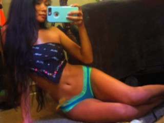 LolaRita webcam girl as a performer. Gallery photo 3.
