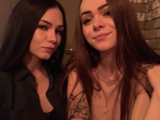 LINA_AND_MARY