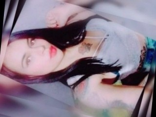 Alizze_Ross_Squirts