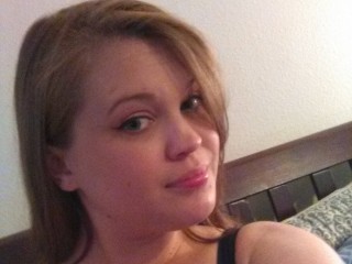 Bunnie210 webcam girl as a performer. Gallery photo 3.