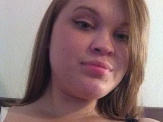 Bunnie210 webcam girl as a performer. Gallery photo 4.