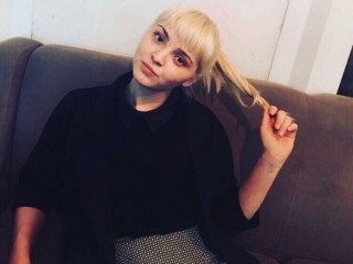 AngelinaAnistonSweet