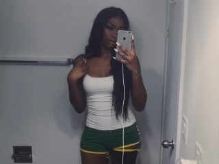 Naomi19