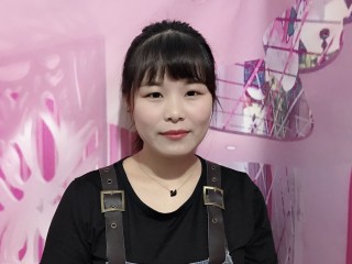 ruadolg webcam girl as a performer. Gallery photo 3.