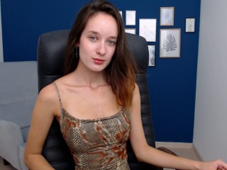 GinaPuhala webcam girl as a performer. Gallery photo 4.