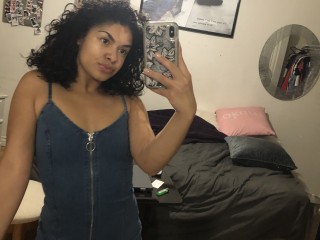 Malibu2001 webcam girl as a performer. Gallery photo 5.