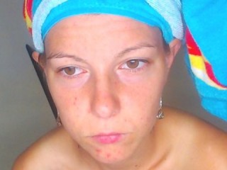 Hotalice23X webcam girl as a performer. Gallery photo 1.