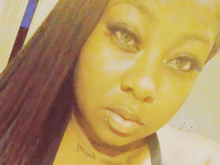MzIndianBaddie webcam girl as a performer. Gallery photo 2.