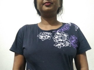 lovelyneha webcam girl as a performer. Gallery photo 3.