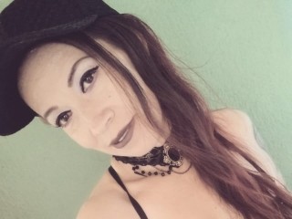 Amatista_19 webcam girl as a performer. Gallery photo 3.