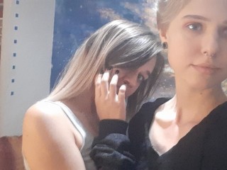 CarlyXPearl