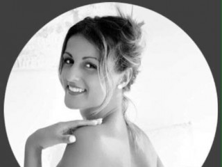 LilouCartierOff webcam girl as a performer. Gallery photo 3.