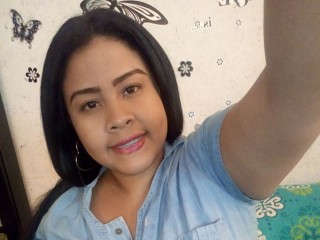 luna_cat25 webcam girl as a performer. Gallery photo 1.