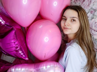 AriellaNice webcam girl as a performer. Gallery photo 5.