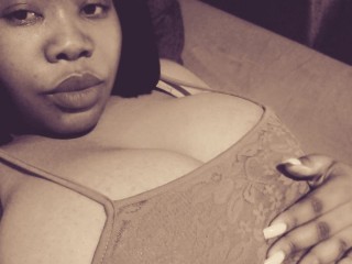 DELILAHSEXY webcam girl as a performer. Gallery photo 4.