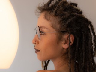 RastaPrincess webcam girl as a performer. Gallery photo 1.