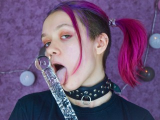 LazzyGoddess webcam girl as a performer. Gallery photo 3.