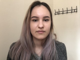 Kallaura webcam girl as a performer. Gallery photo 1.