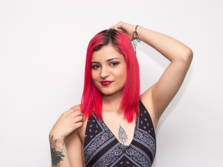 AlissonAmes webcam girl as a performer. Gallery photo 5.