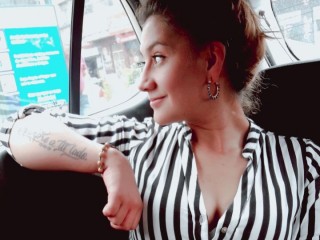 SweetHoneysex webcam girl as a performer. Gallery photo 1.