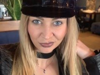 Sexy_Muffin webcam girl as a performer. Gallery photo 2.