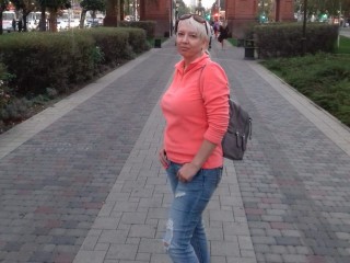 VivanHotWoman webcam girl as a performer. Gallery photo 4.