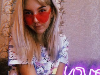 Pretty_Betty webcam girl as a performer. Gallery photo 1.