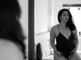 Domfetishandreaxxx webcam girl as a performer. Gallery photo 8.