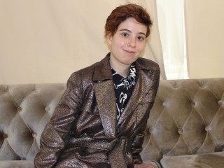 NicolleHill webcam girl as a performer. Gallery photo 1.