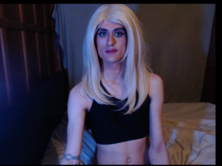 Thotania webcam girl as a performer. Gallery photo 1.