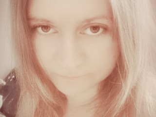 XxX_Sofa_XxX webcam girl as a performer. Gallery photo 2.