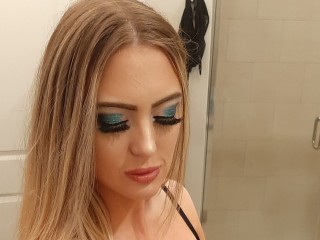 AlexaAbrams92 webcam girl as a performer. Gallery photo 3.