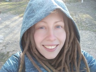 EyaLuna webcam girl as a performer. Gallery photo 2.