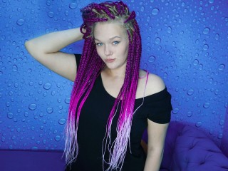 KaliSpark webcam girl as a performer. Gallery photo 7.