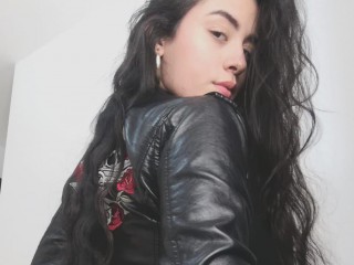 Luna_Eraso webcam girl as a performer. Gallery photo 2.