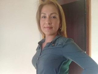Elena_Stonne