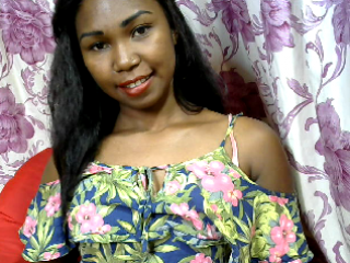 Lunamimi webcam girl as a performer. Gallery photo 3.