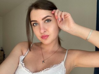 EMILY_NOELLE