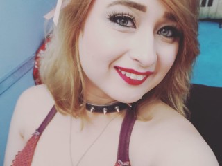 1 on 1 live sex chat with ChloeNightmare on hairy girls cam